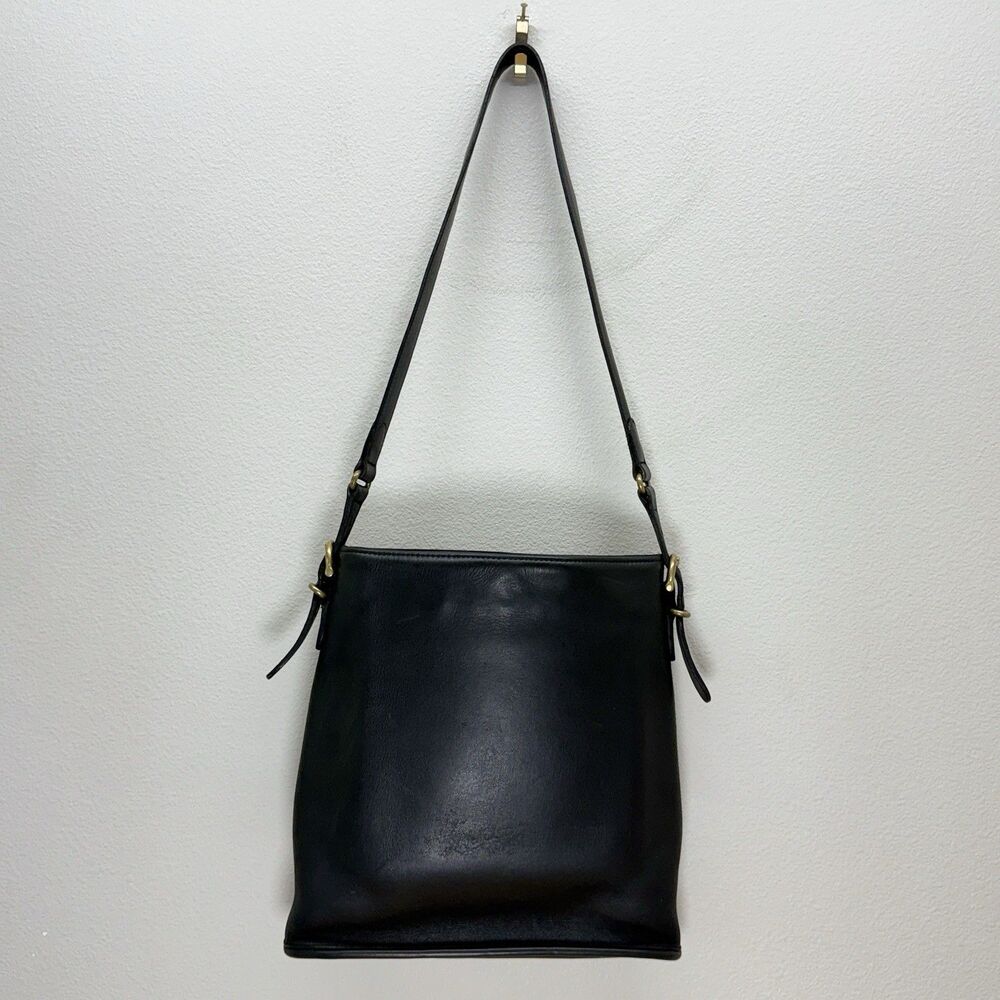 Vintage Coach Equestrian Slim Bucket Bag 9806 Shoulder Bag Black Leather Slouch - Picture 2 of 15